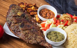 Attiéké + Poisson Carpe Rouge