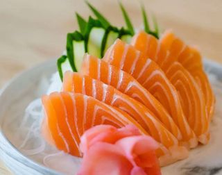 Sashimi di salmone