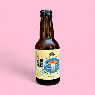 Apple cider in bottle 0,33