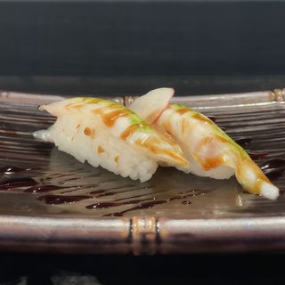 Nigiri De Lubina Flameada (2 Pzs.)
