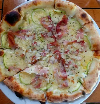 Пица Панчета (400г)