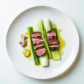 Vitello zenzero e porri