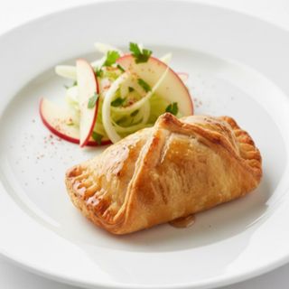 Empanadita de pollo asado