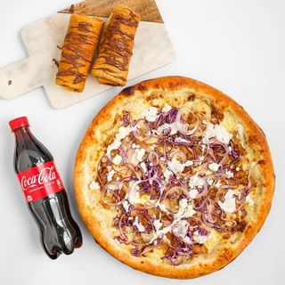 Srednja KEBAB pizza + Coca-Cola 0.5l + 2x palačinke Nutella