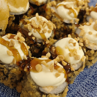 28b. Hossomaki fritto, Philadelphia, mandorle 10 pezzi