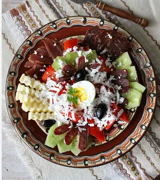 Вълча салата (400г)