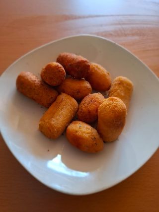 Croquetas mixtas (10 uds.)
