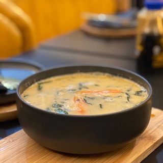 Soupe Crevettes Grises Parfumée À L'huile De Sésame