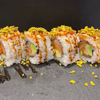 102 Uramaki pistacchio tataki maki 8 pezzi