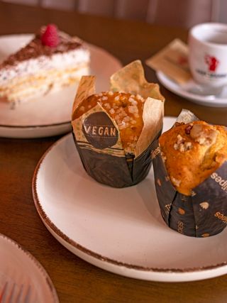 Мъфин с американски орех и карамел