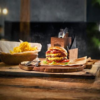 ორმაგი ბეკონატორი