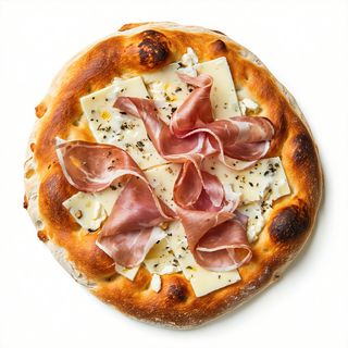 Focaccia al formaggio con crudo