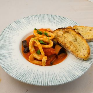 Caponata Siciliana cu calamari