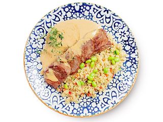 Телятина в вершковом соусi