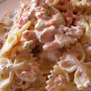 Farfallette al salmone