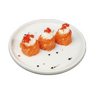 129. Rollo De Salmón Con Queso Y Massago (2 Uds)