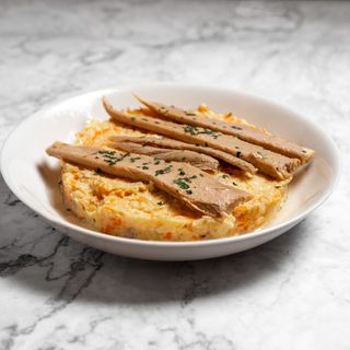 Ensaladilla Rusa con Ventresca