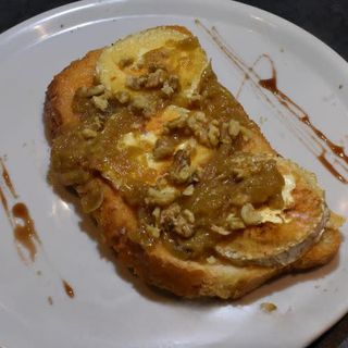 Tostadas 3 queso ( cabra, brie, idiazabal)