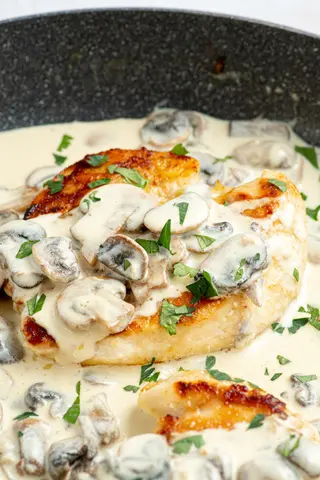Escalope Sauce Au Champignon