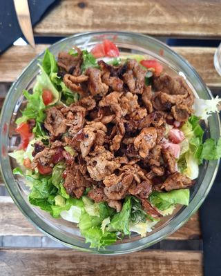 Pork salad con straccetti di prosciutto marinato