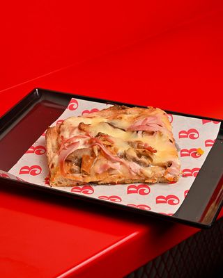 Salsiccia e friarielli  teglia 6 pezzi