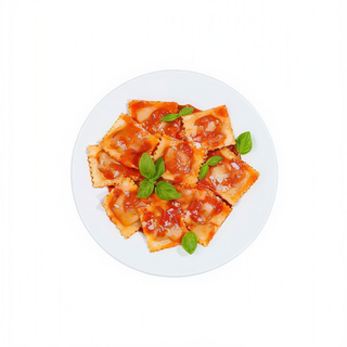 Ravioli de carne con tomate