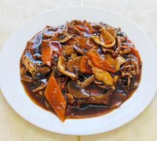 Pui cu ciuperci champignon