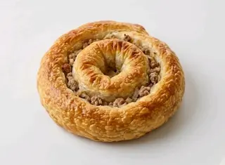 Domaća Sukana Pita sa Junećim Mesom 500g