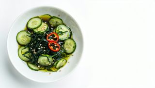 14. Водорасли с краставици