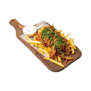 Frytki  z szarpaną wieprzowiną