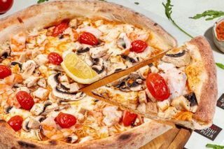 Піца Том ям