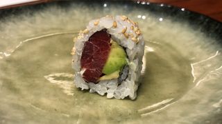 Maguro To Avocado (8 Pzs.)