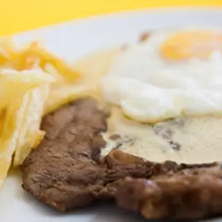 Bife do Vazio com Ovo