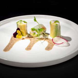 309. Fresh ebi spring roll