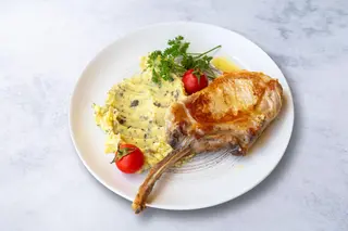Kotlet od mangulice na žaru