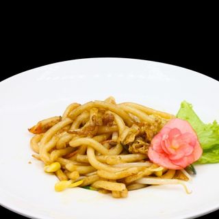 Yaki udon con pollo
