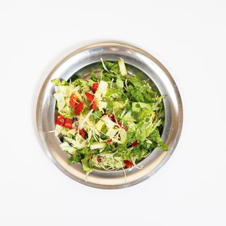 Svježa sezonska salata