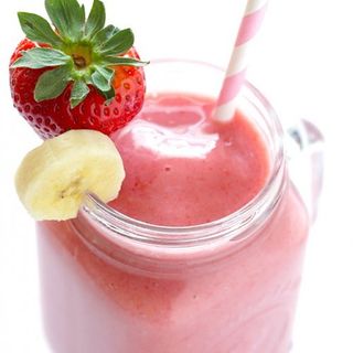 Batido De Yogurt Helado Y Fruta Natural 