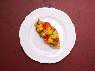 Брускета з креветками