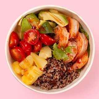 Боул з тигровими креветками і кіноа