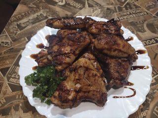 Крильця в медовому соусі (500г)