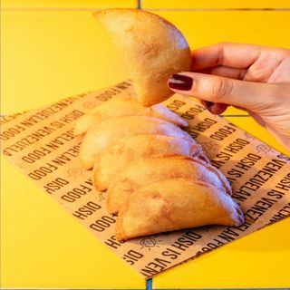 Mini empanadas de queso