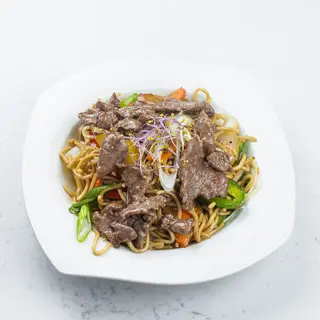 Pad Prik Thai Dum Pork with noodles