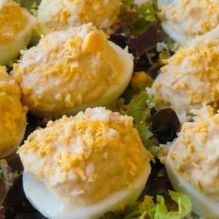 Media Ración De Huevos Rellenos