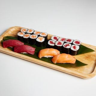 02.Tabla De Sushi (20 Pzs.)
