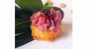 Crispy rice tonno e mentuccia