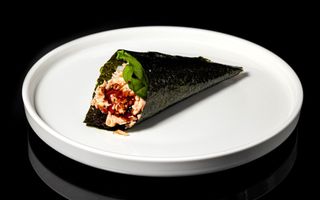 Te02. Temaki tonno cotto