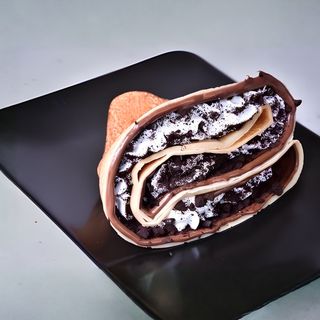 Palačinka  Palačinka sa Oreo keksom krem (crni ili beli)