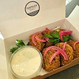 Falafel Libanés con Salsa de Tahini y Yogur