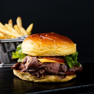 BURGUER  STREET + PATATAS